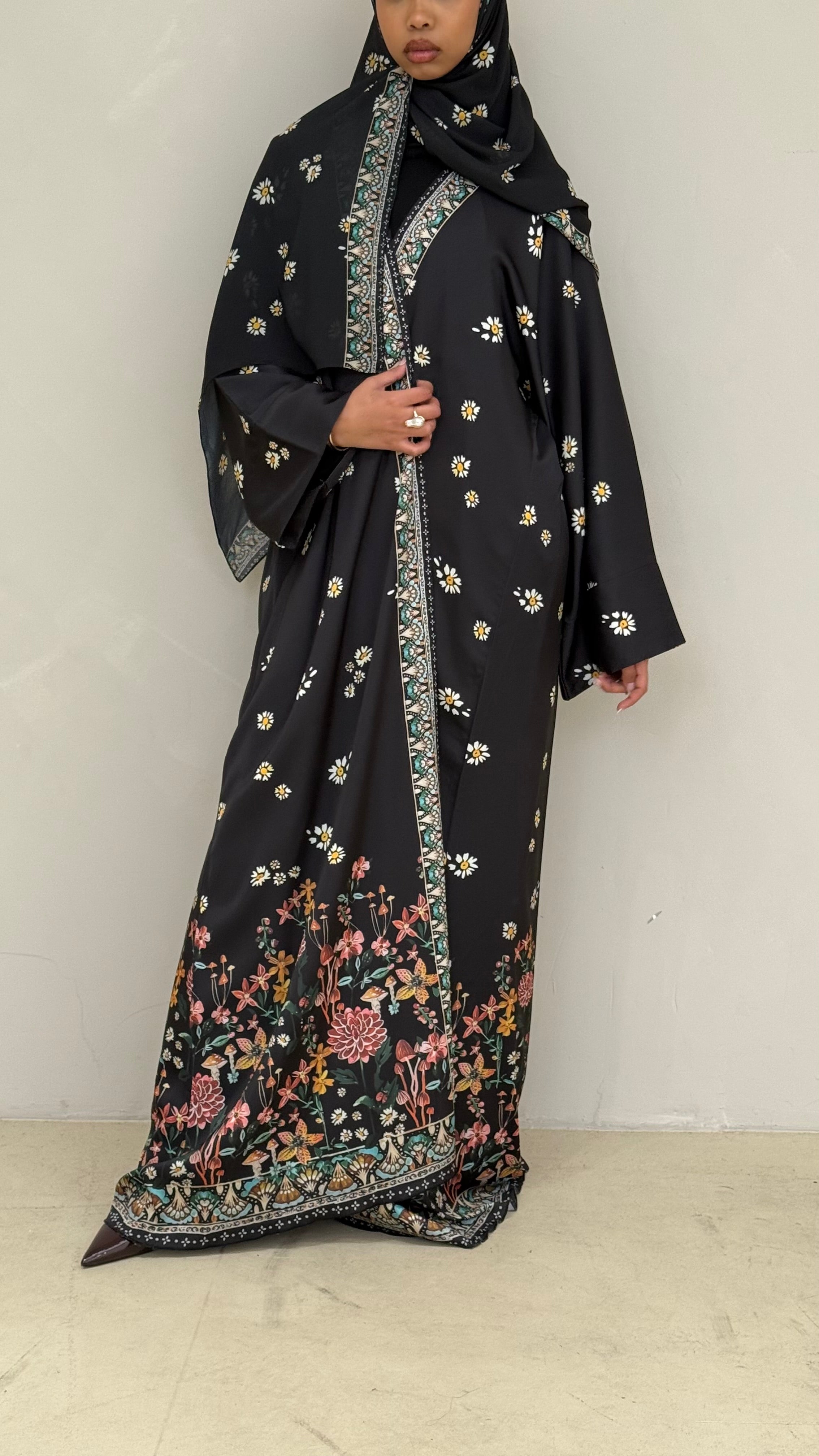 Midnight Daisy Premium Printed Abaya & Matching Hijab
