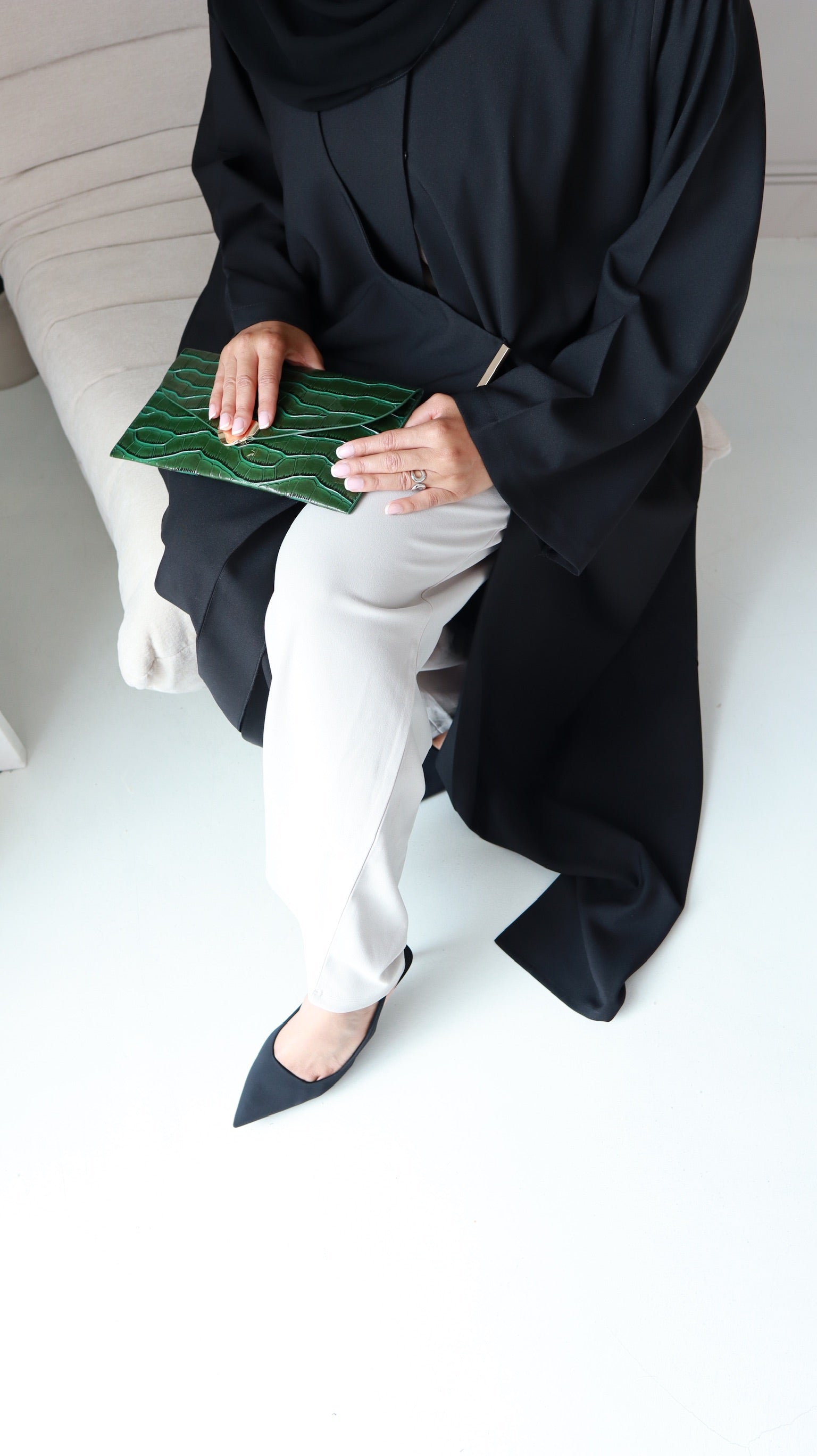 Elise Clip Abaya – Elegant Draped Modest Wear in Soft Luxe Fabric | black