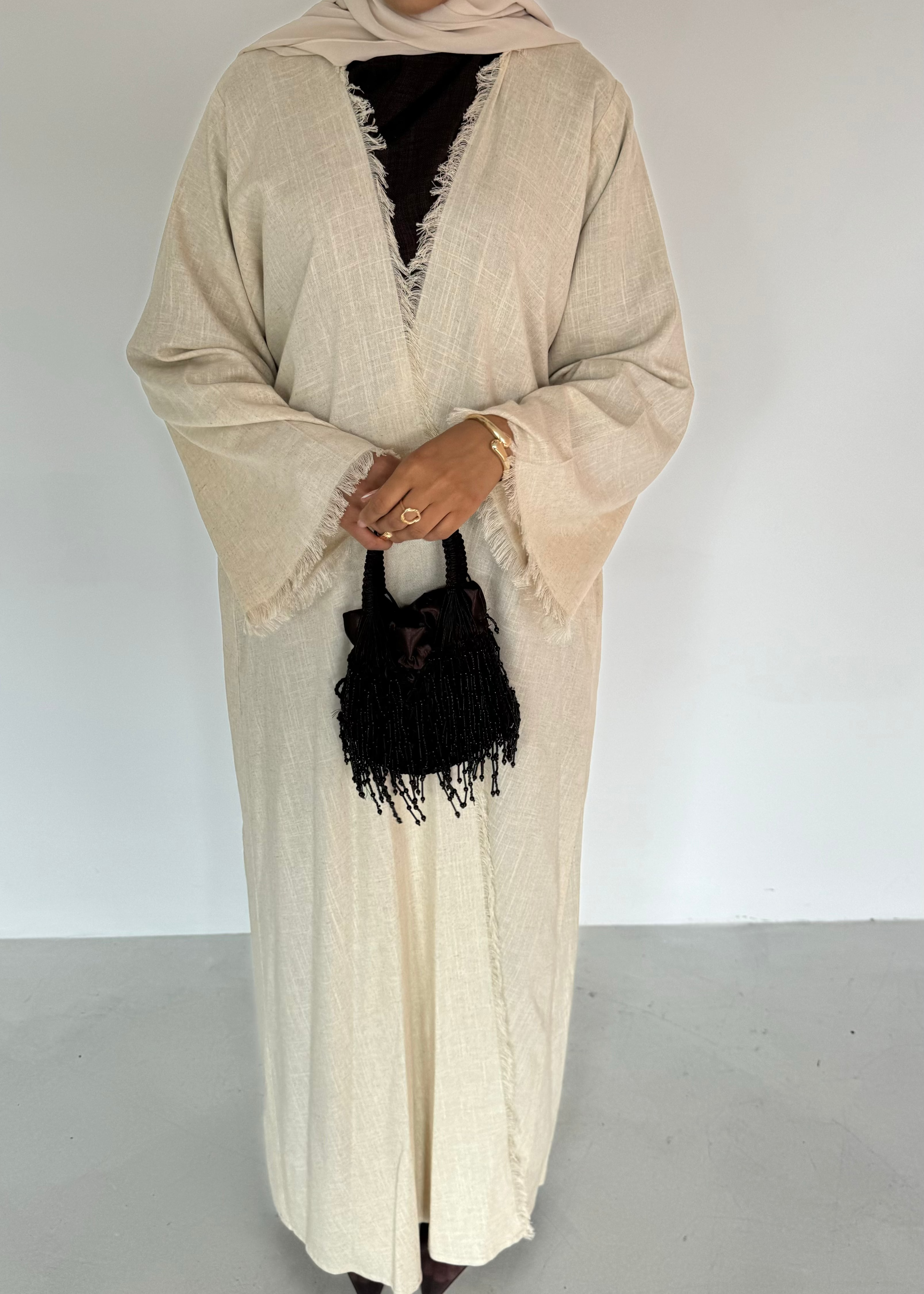 Elegant Linen Fraya Open Abaya – Modest, Lightweight & Breathable.