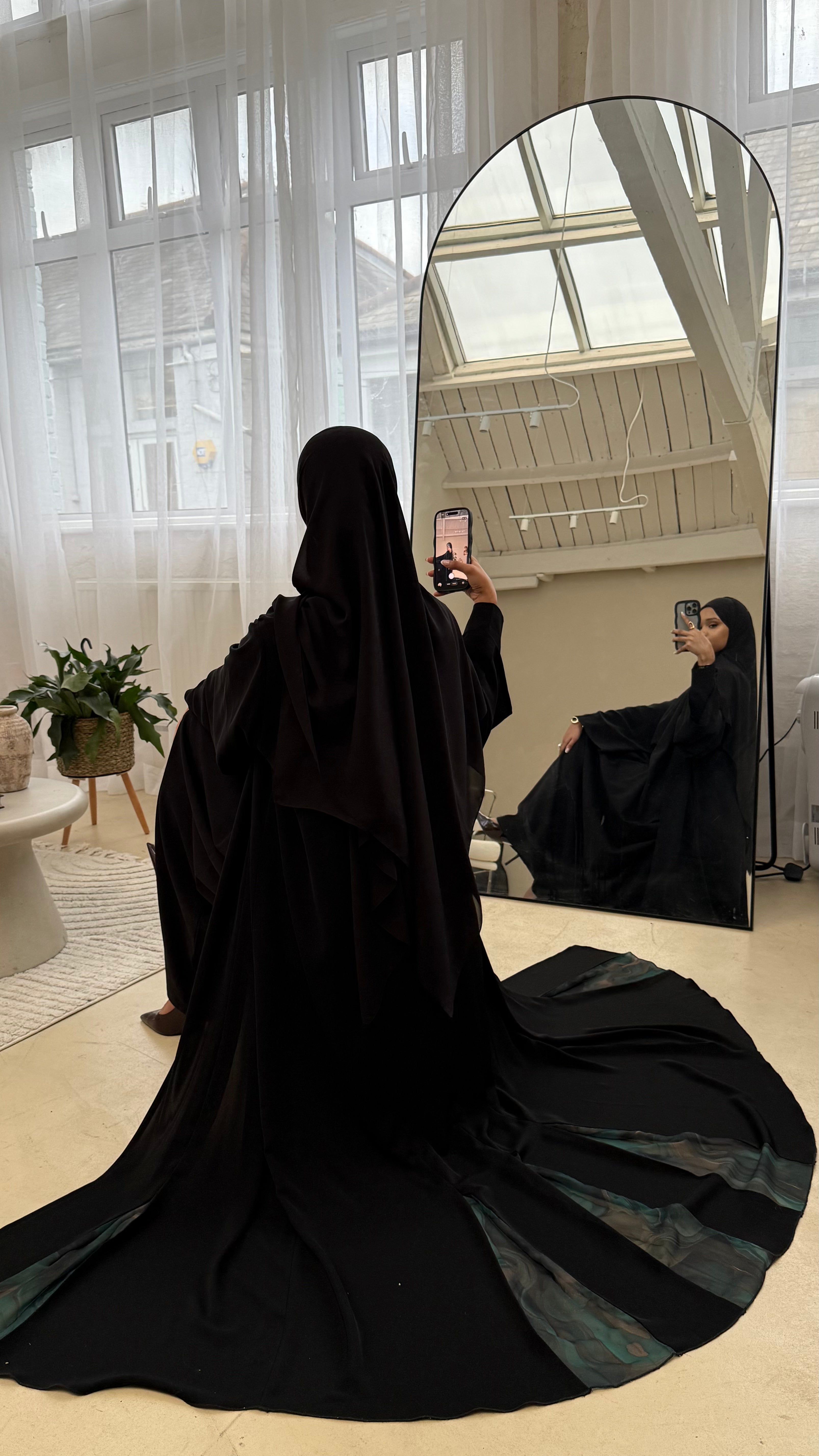 Watercolour Pleat Abaya