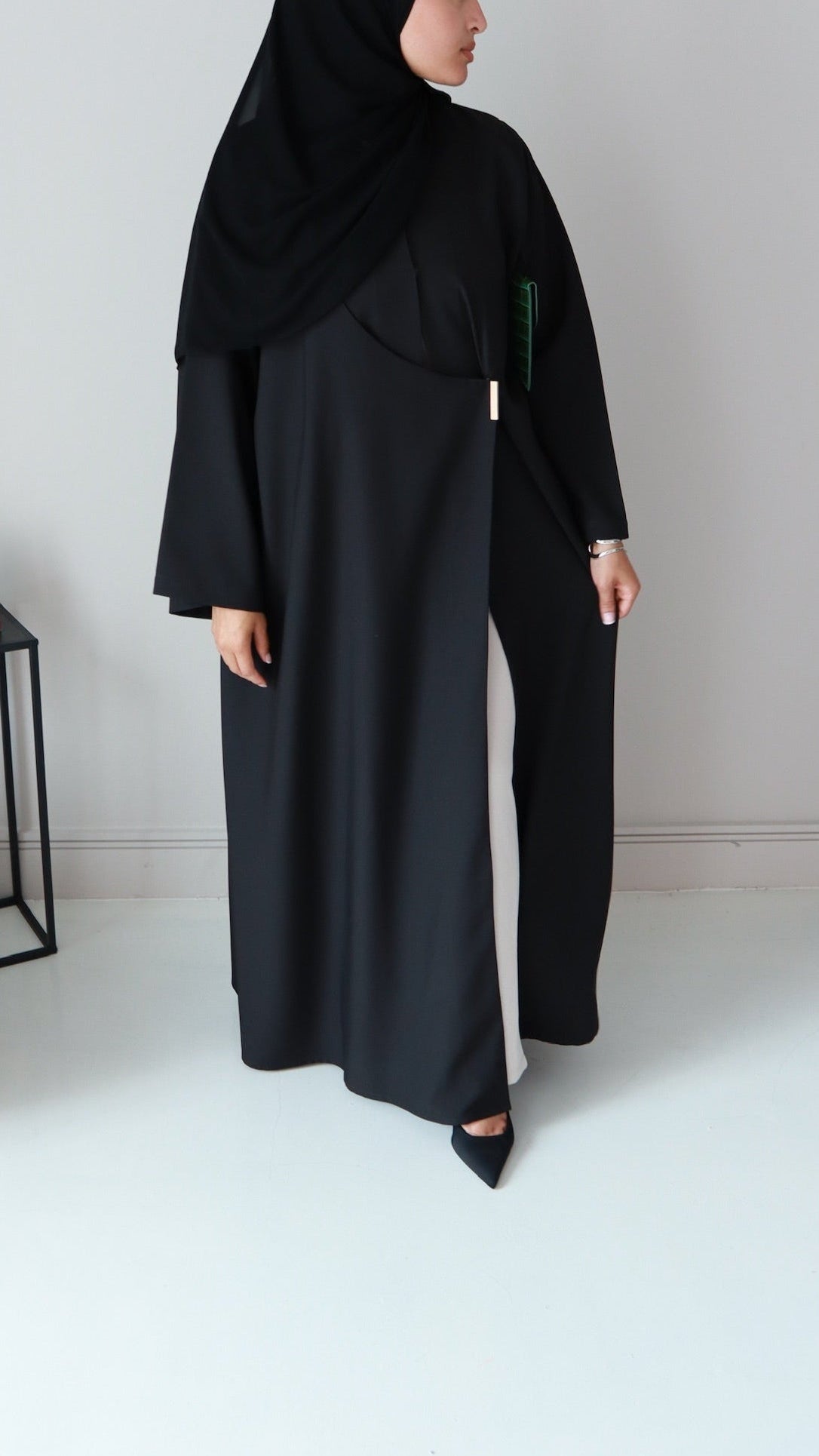 Elise Clip Abaya – Elegant Draped Modest Wear in Soft Luxe Fabric | black