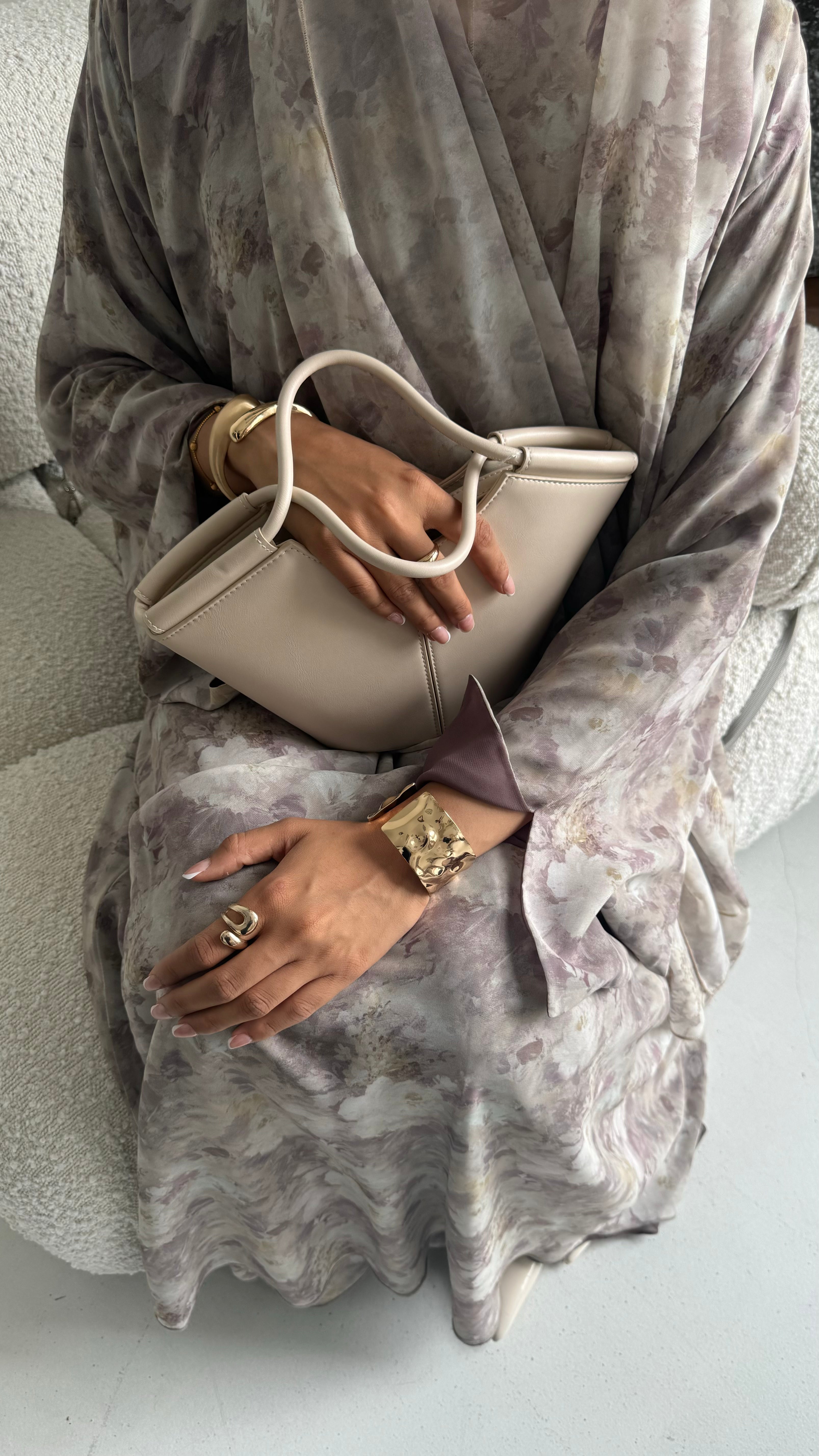 Soleil - Lavender Summer Abaya – Flowy Chiffon with Floral Print & Matching Hijab